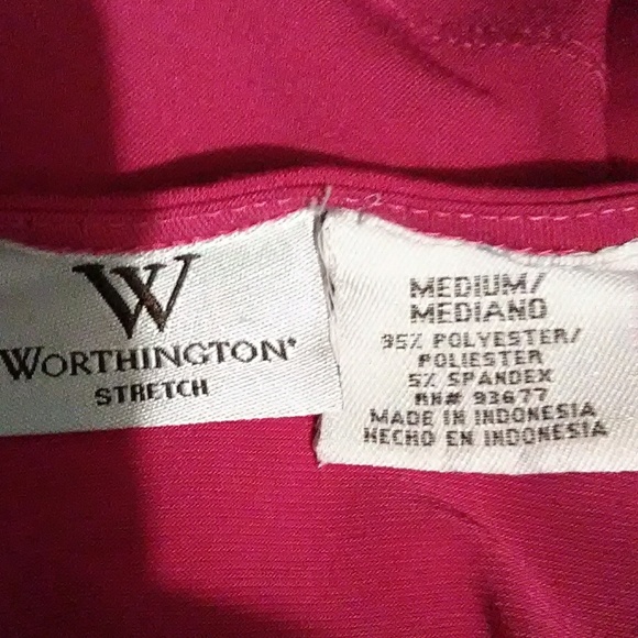 SALE Worthington Stretch Blouse. Size Medium - Picture 3 of 3